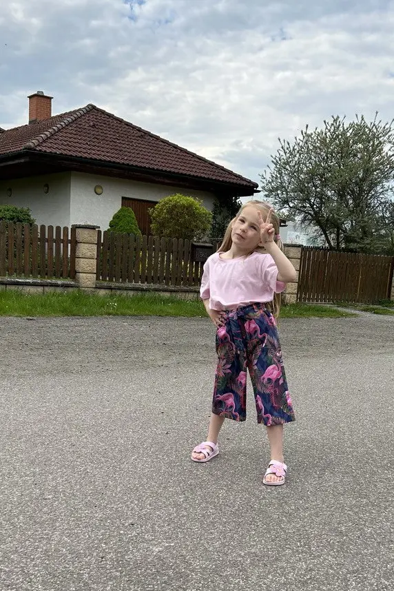 Викрійка 175 штани кюлоти для дівчат