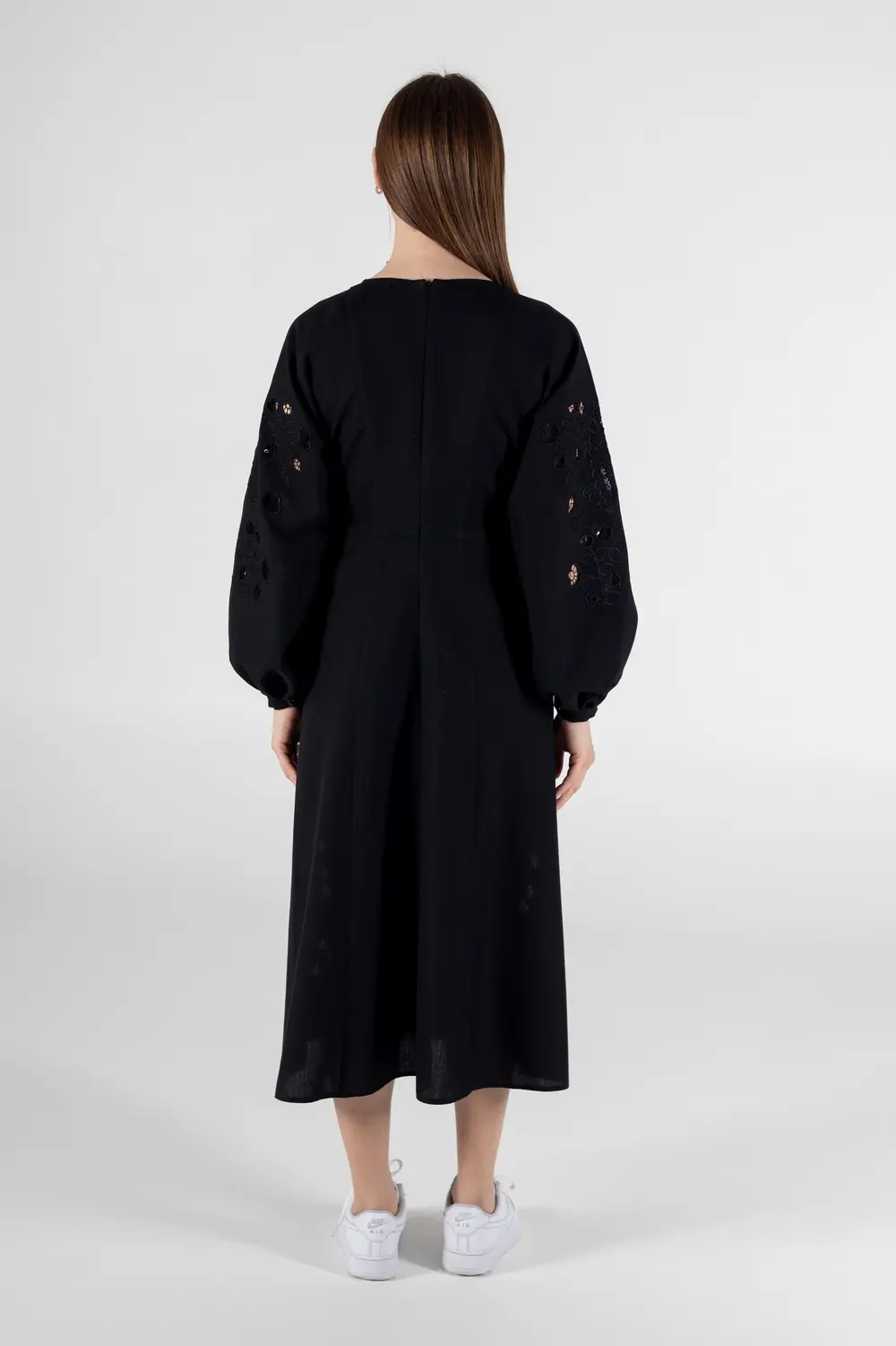Pattern 3119 embroidered dress for women