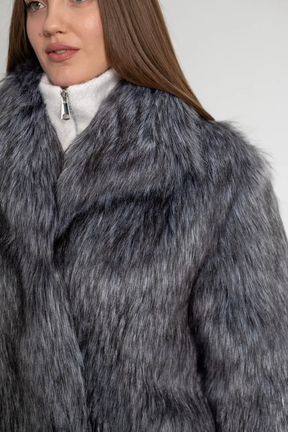 Pattern 3233 women’s fur coat