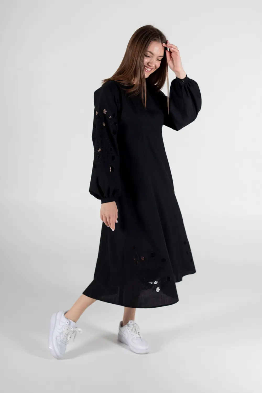 Pattern 3119 embroidered dress for women