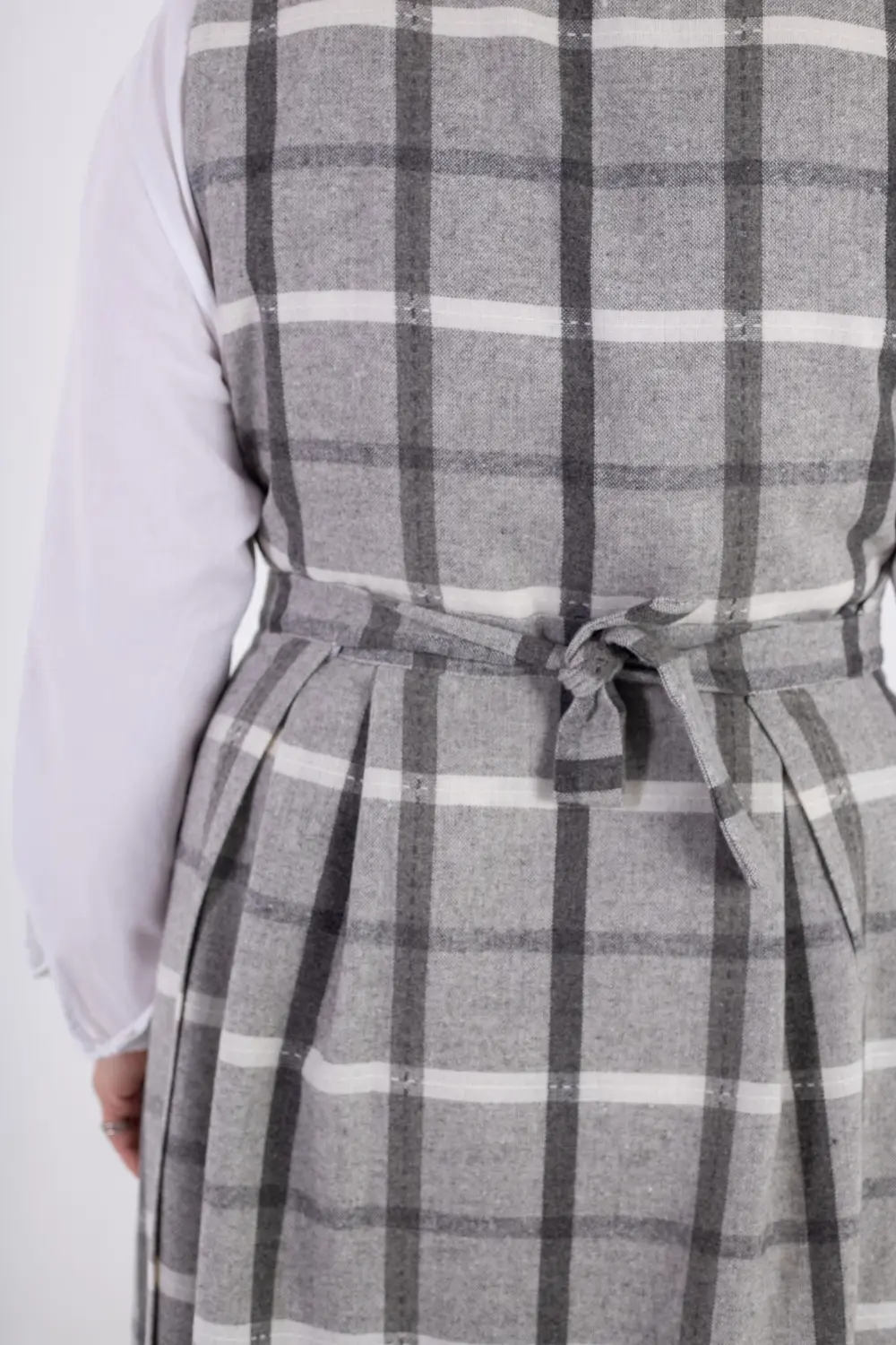Pattern 3248 women's pinafore dress