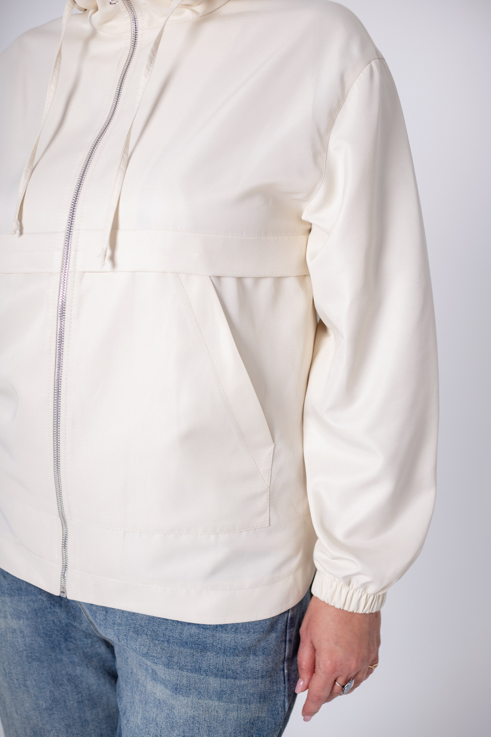 Викрійка 3212 вітрівка для жінок