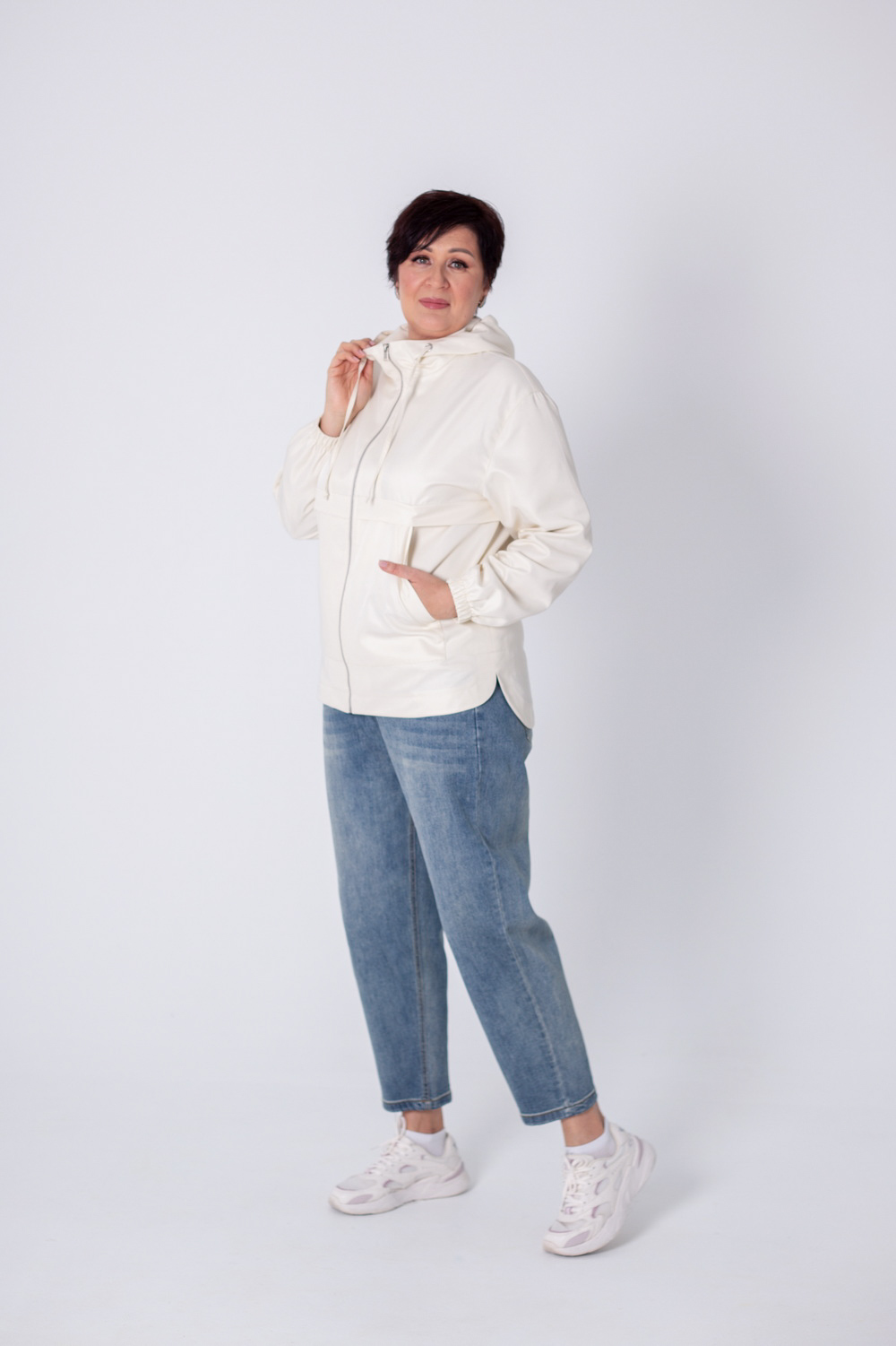 Викрійка 3212 вітрівка для жінок