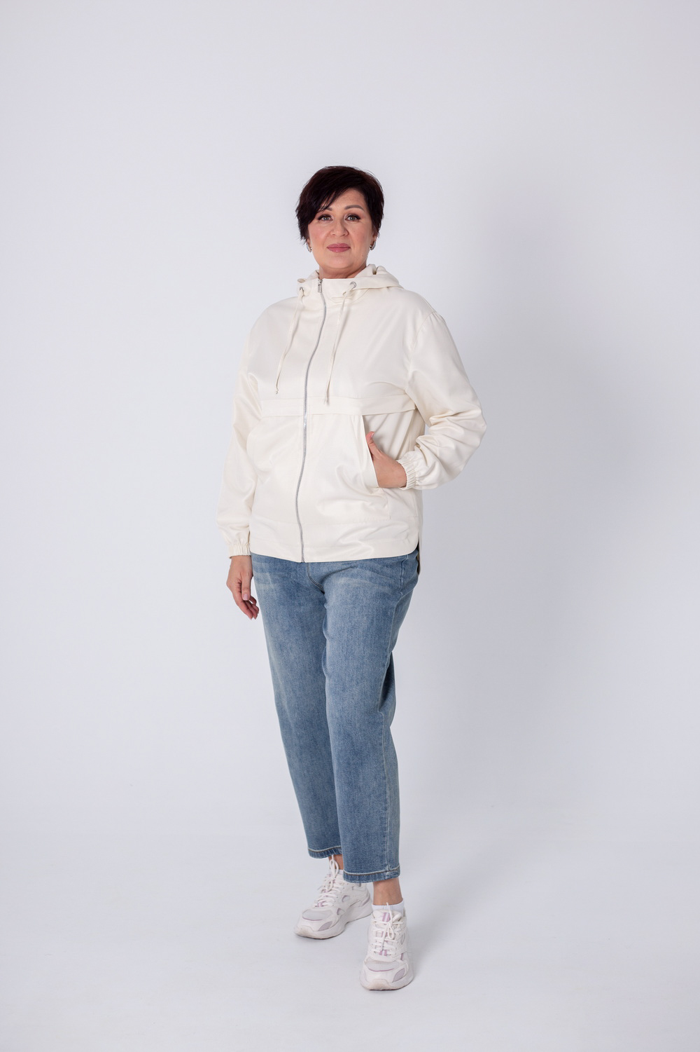 Викрійка 3212 вітрівка для жінок